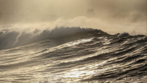 Ola en el mar Cantábrico